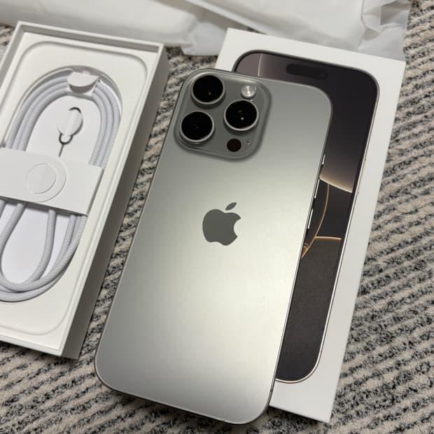 아이폰16 프로 256 내추럴티타늄 배터리성능100 S급