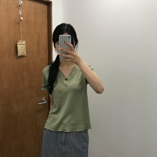 KAPITAL V-neck S/S T-shirt