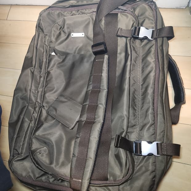 만다리나덕 3웨이 멀티백(이선균가방) 카키