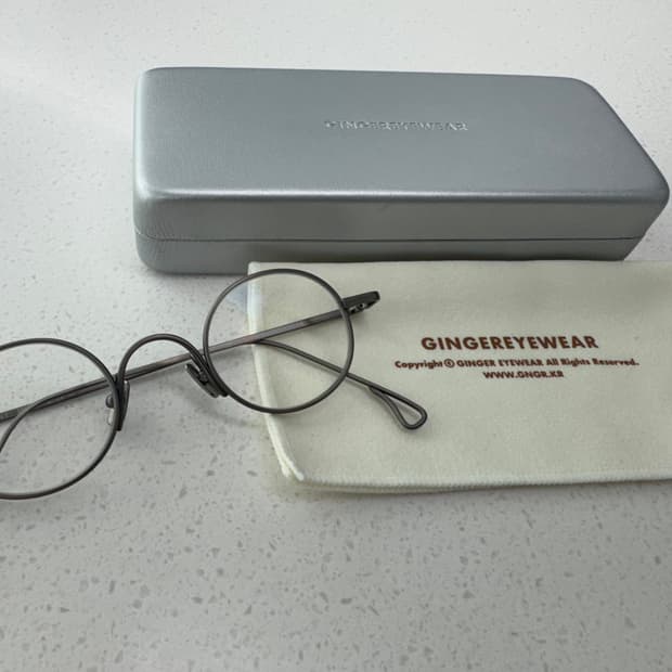 진저아이웨어 워커스 T Moon T 실버색상 판매합니다.