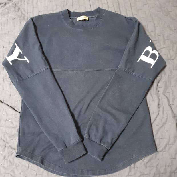 버버리 롱슬리브  맨투맨 