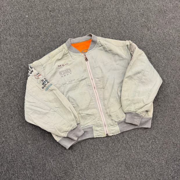 M.S.C 빈티지 자수 MA-1 항공점퍼