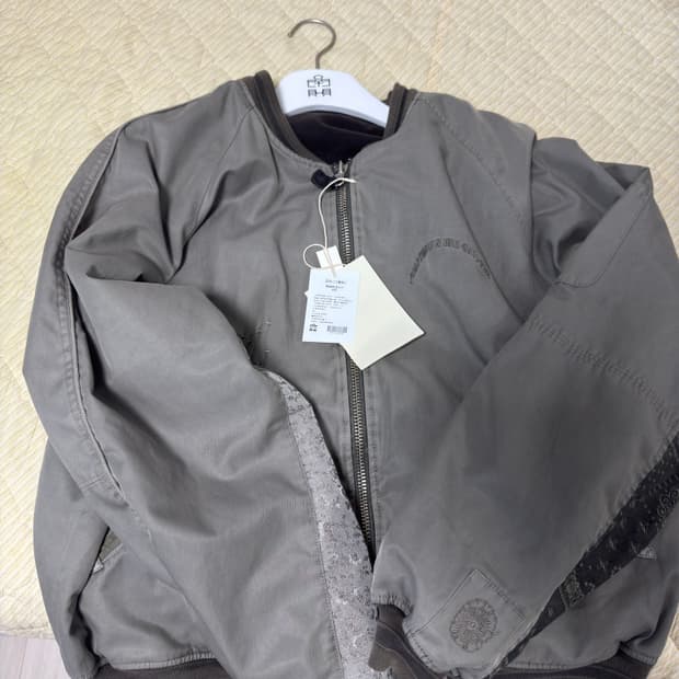 [3] 25fw 폴리테루 플로럴 수베니어 봄버