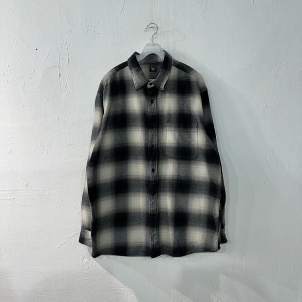 유니클로 플란넬 체크남방 XL