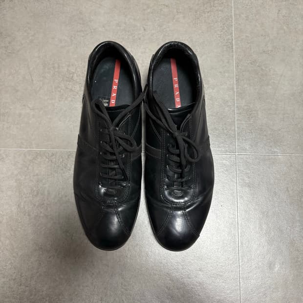 프라다 빈티지 레더 스니커즈 (265)