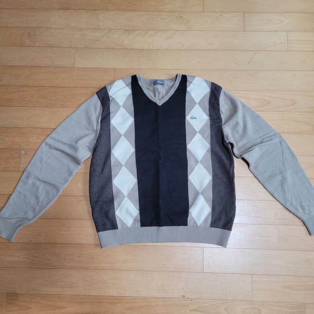 정품 라코스테 아가일 브이넥 니트