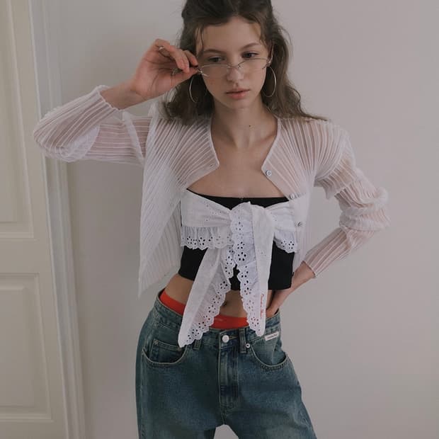 [미착] 오버듀플레어 시어 글로시 립베드 가디건 - 화이트