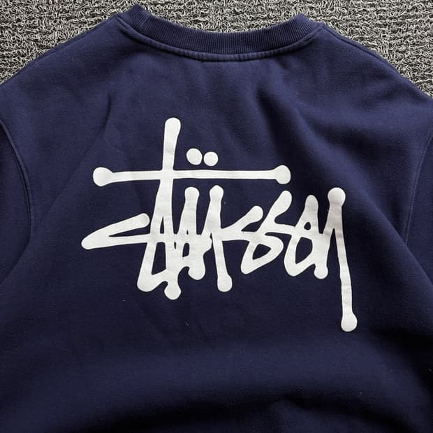 스투시 시그니처 빅로고 크루넥 맨투맨 3033