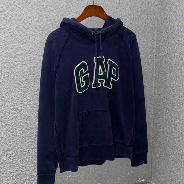 GAP 로고 후드티