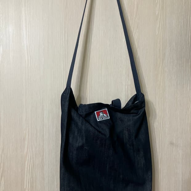 Ben davis 크로스백