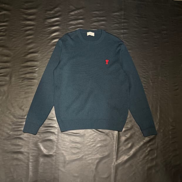 아미 스몰로고 그린 니트