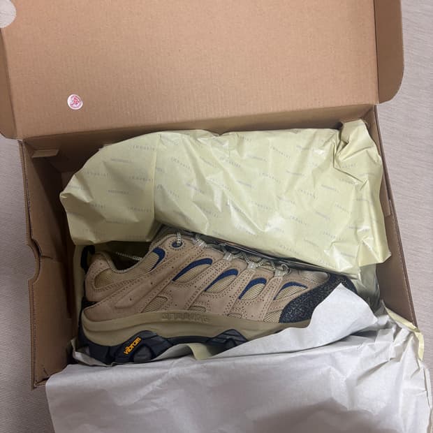 [270]카키스 머렐 모압3 새상품