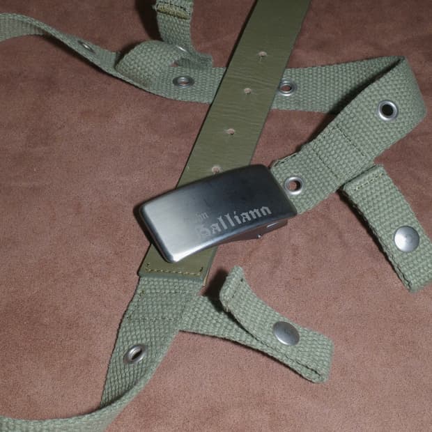 존갈리아노 도킹 밀리터리 벨트