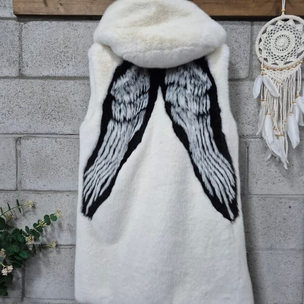 우버하우스 날개 에코퍼 베스트