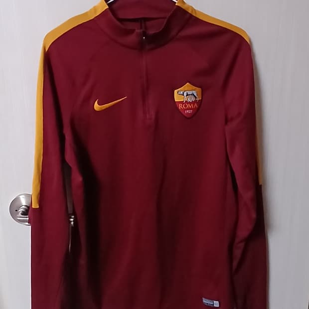 나이키 AS 로마 하프 집업 트레이닝탑 (S사이즈) 