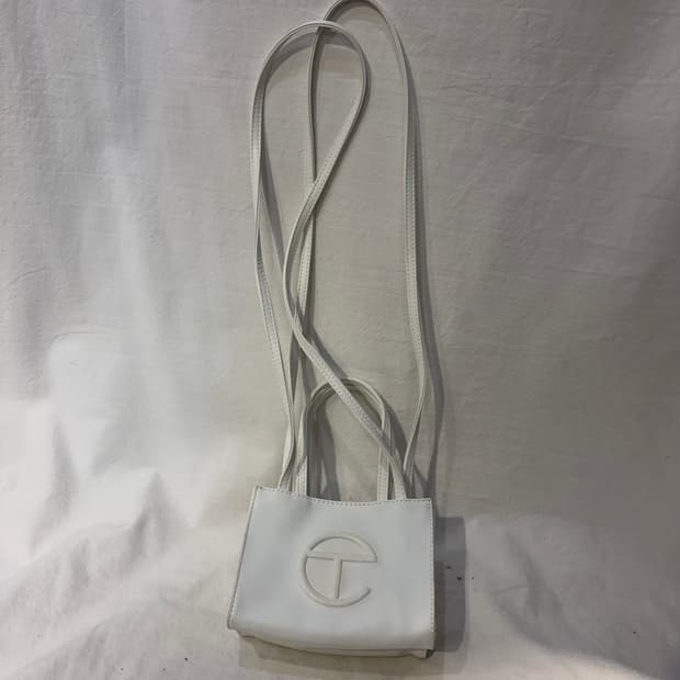 텔파 스몰 쇼핑백 화이트 가방