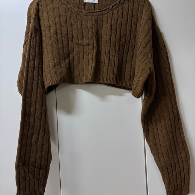 크롭 브라운 니트 (새상품)