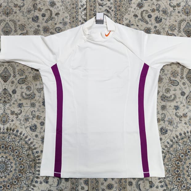 나이키 기능성 퍼플 사이드 라인 스우시 M (44-44반)