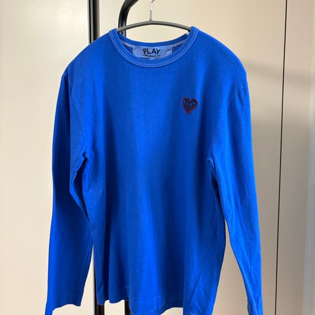 Comme des Garçons PLAY BLUE Sleeve