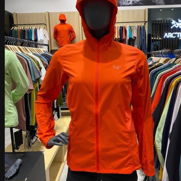 아크테릭스 여성 시타 후디 방풍 자켓 L 