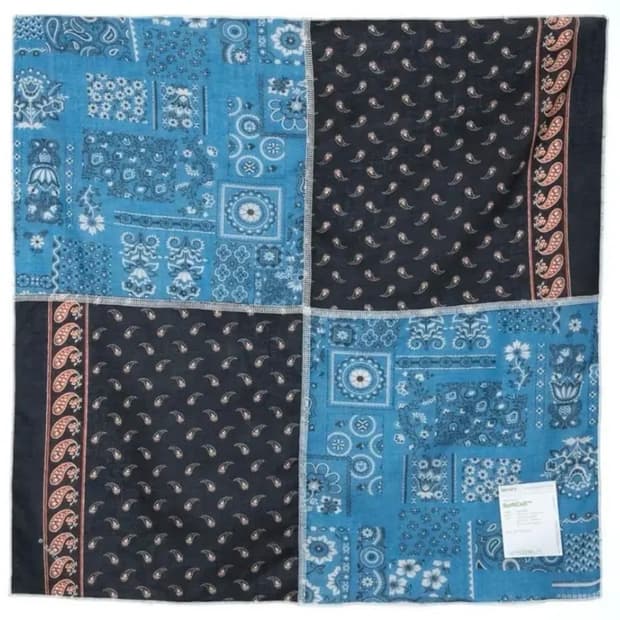 새티스파이 re-possessed 반다나 새상품