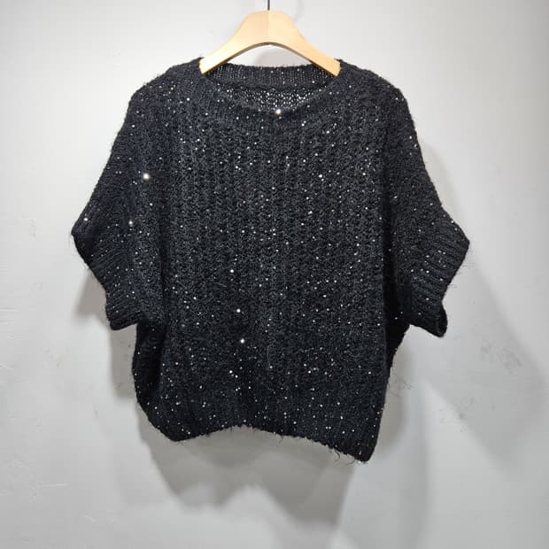 셀렉샵(Celeb shop)블랙 스팽글 반팔 니트 L