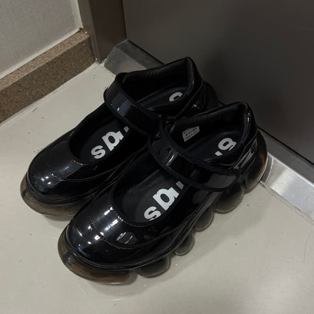 그라운즈 메리제인 슈즈