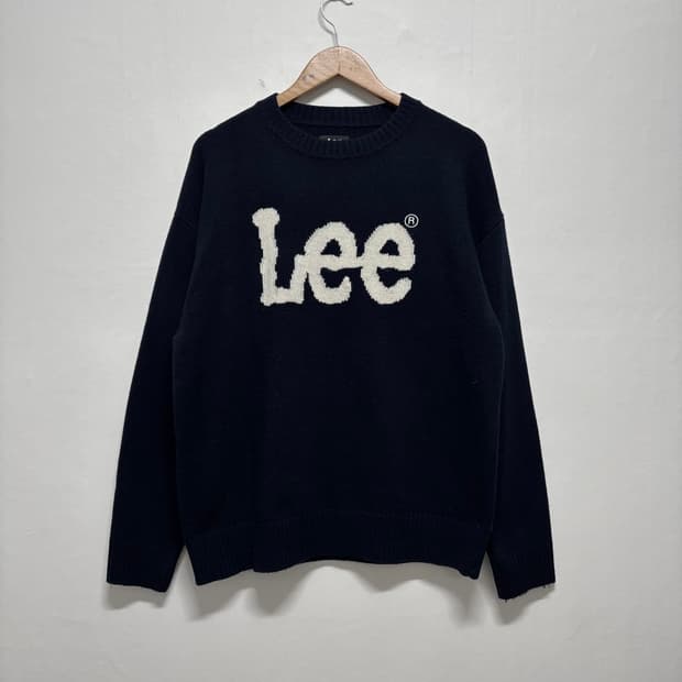 Lee 네이비 니트