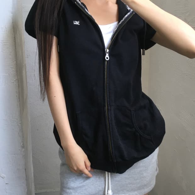 Burberry 버버리 블루라벨 블랙 반팔 후드집업