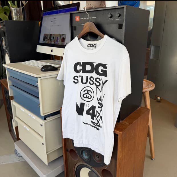 CDG x Stussy 티셔츠 화이트