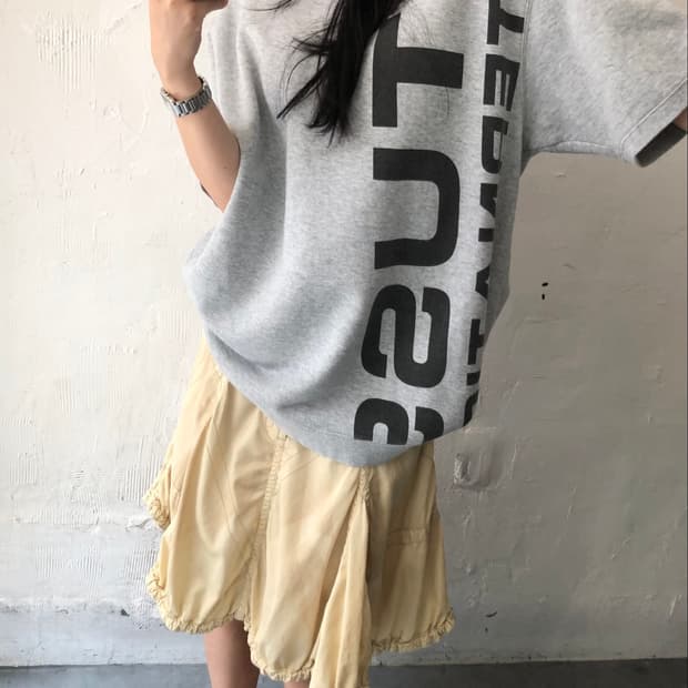 Stüssy 스투시 그레이 레터링 반소매 맨투맨