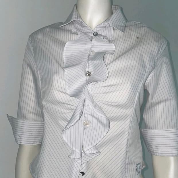 에옹쓰 eonts stts 멀티프릴셔츠