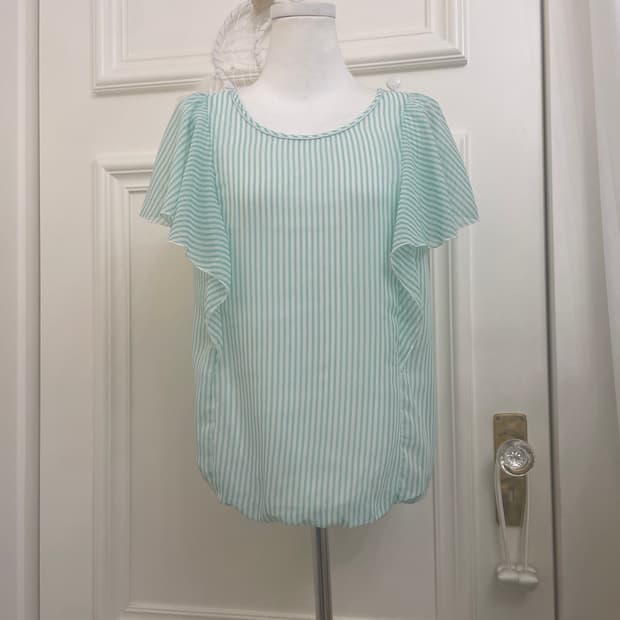 mint stripe ruffle summer blouse(size-L)