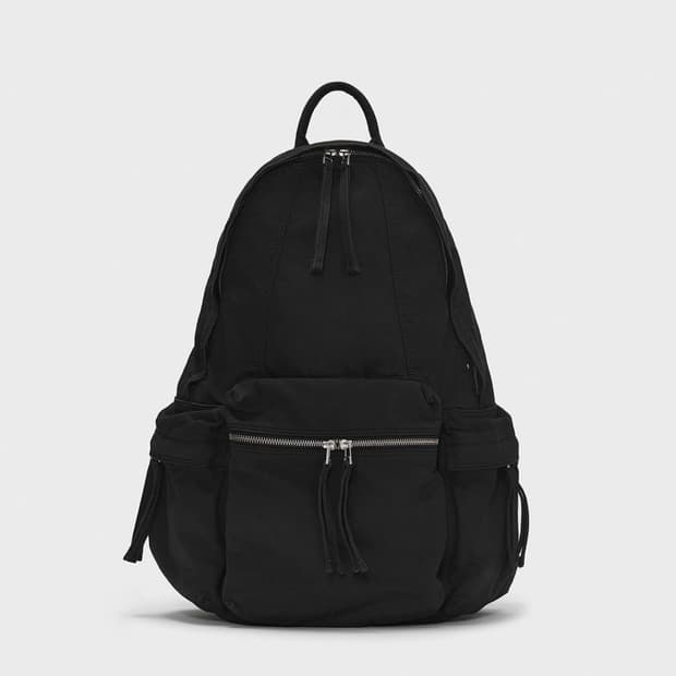 벨리에 오피서 백팩 - 블랙 구합니다.