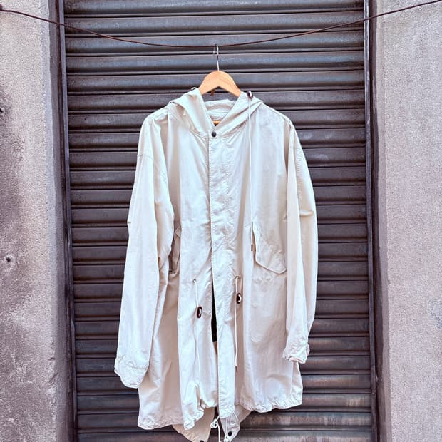 아웃스탠딩 야상 크림야상