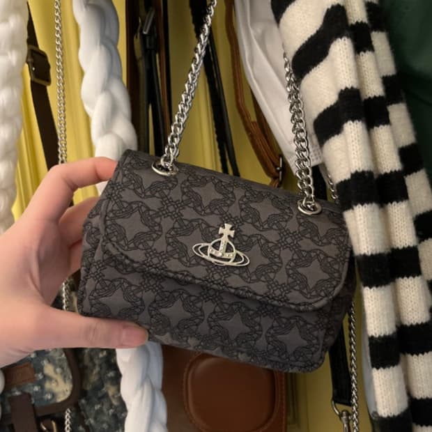 비비안웨스트우드 숄더백