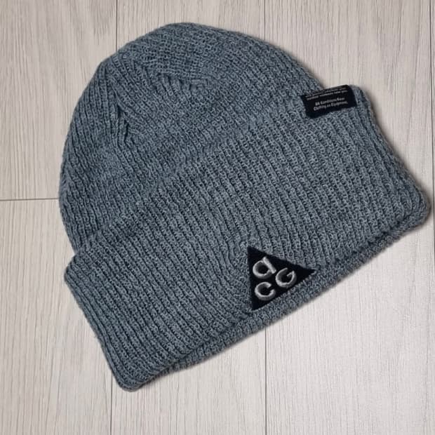 나이키 ACG 다크 그레이 비니 S-M