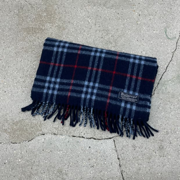 BURBERRYS lambswool muffler