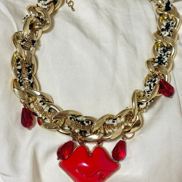 오네갸루 입술 골드 목걸이 체인 큐빅 빈티지 갸루 빈티지