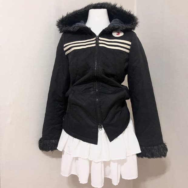 아디다스 블랙 퍼 경량 자켓 S