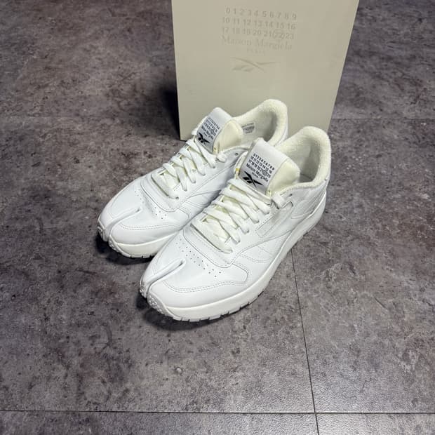 리복 마르지엘라 타비 260