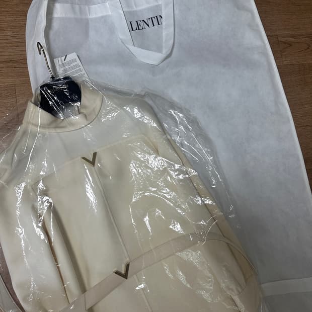 발렌티노 화이트 크레이프 꾸뛰르 미니드레스