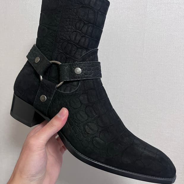 [42.5] 생로랑 크로커다일 스웨이드 하네스 부츠