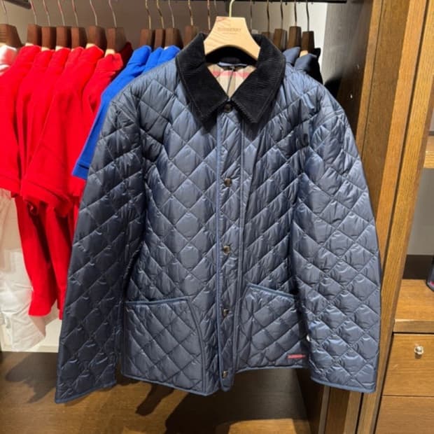 버버리 퀼팅자켓 m