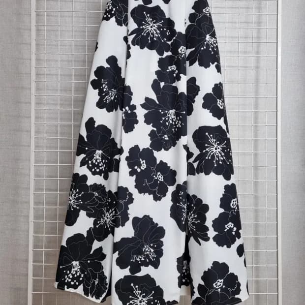 (새상품) 11am 플라워 스커트 (봄)