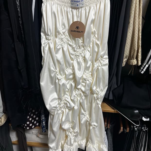 아우어솔티 롱스커트