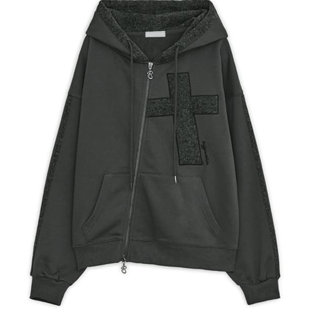 크로스 패치 후드집업 차콜