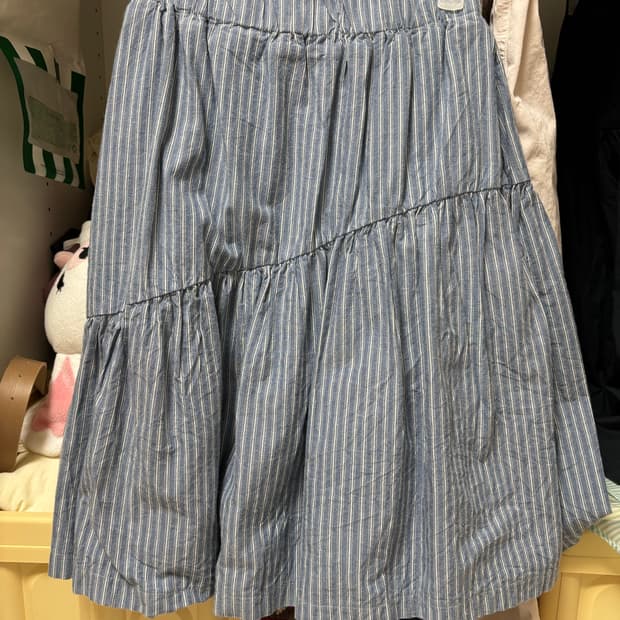 페스토 STRIPE ASYMMETRY SKIRT RAINY DAY