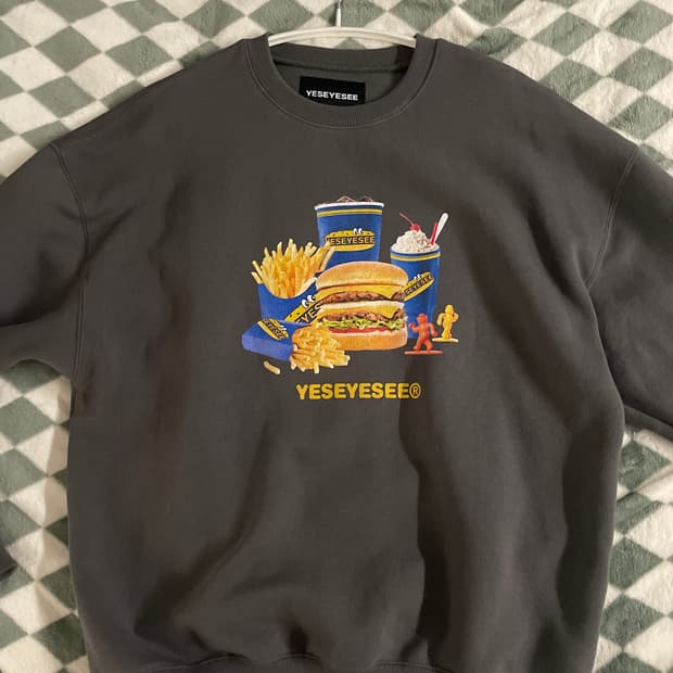 예스아이씨 맨투맨