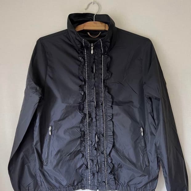 비리디안느 프릴 자켓